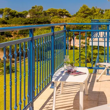Villa Aquamarine *